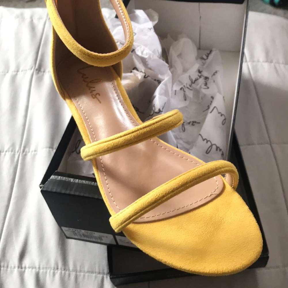 Lulu sandals